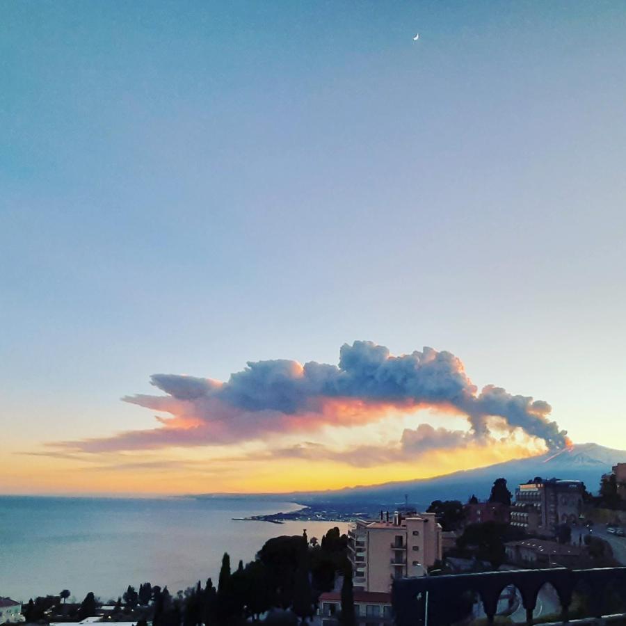 Taormina Private Apartment By Fragranza Di Sicilia Exteriör bild